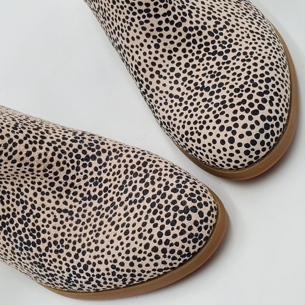 Toms Animal Print Ankle Booties - NWT - Picture 5 of 15